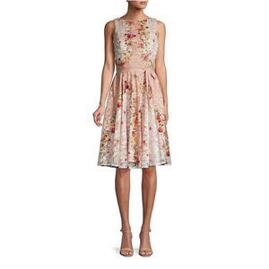 Gabby Skye  Floral Lace Fit-&-Flare Dress size 6